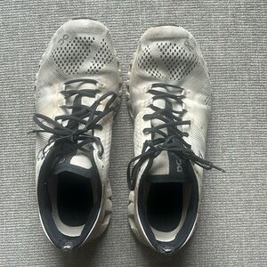 Used White and black on-clouds size 8.5